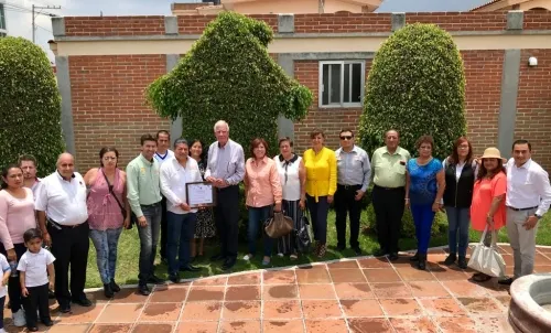 Entrega SNTE 51 dos toneladas de tapitas a Fundación Una Nueva Esperanza