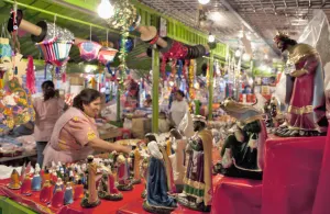 Figuras de Taiwán desplazan al tradicional nacimiento