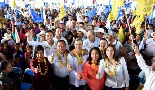 Noé Garrido y Martha Erika trabajarán de la mano para proyectar el campo en Chiconcuautla