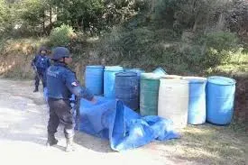 Funcionarios de Tlalancaleta, implicados en robo de combustible