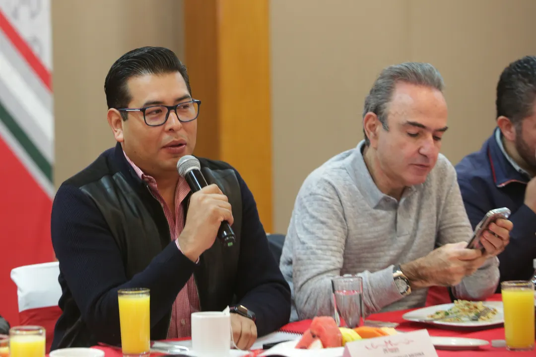 Néstor Camarillo