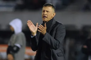 Colombiano Osorio está en EUA para detallar contrato con el Tri