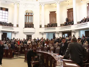 Asamblea del DF invitará al Papa Francisco al pleno