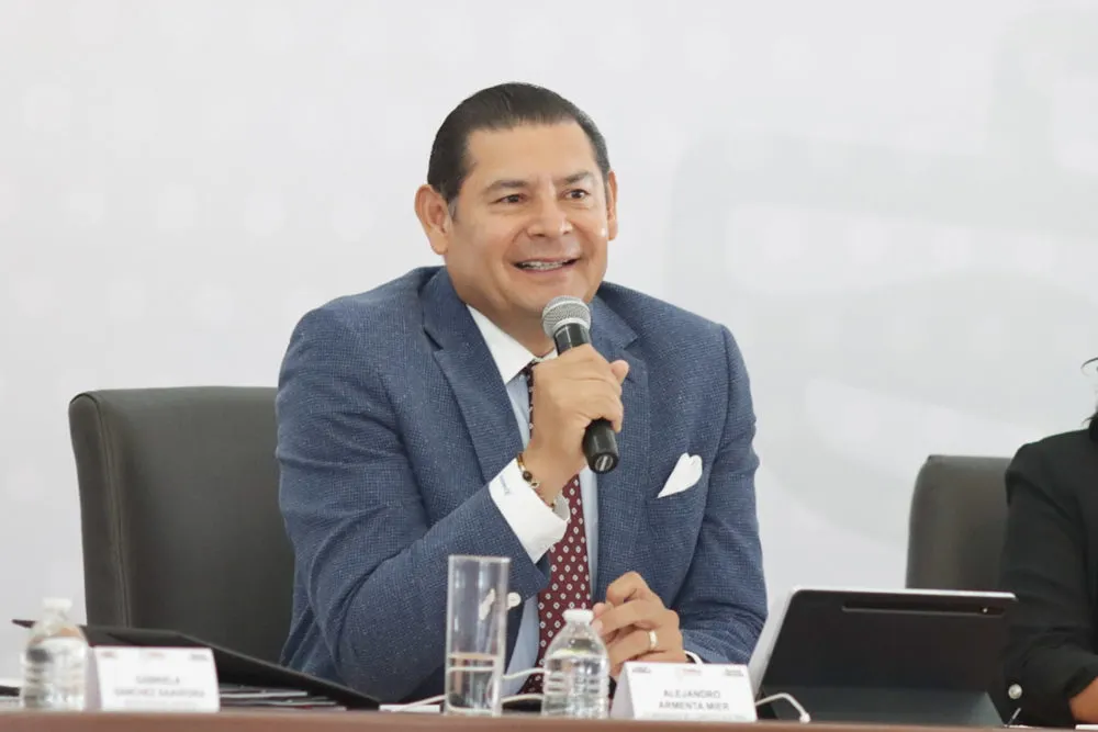 Enviará Gobierno de Puebla abogados a Los Ángeles para ofrecer defensa legal a migrantes poblanos detenidos