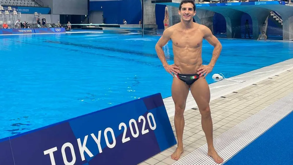 Rommel Pacheco avanza a la Final de trampolín de tres metros