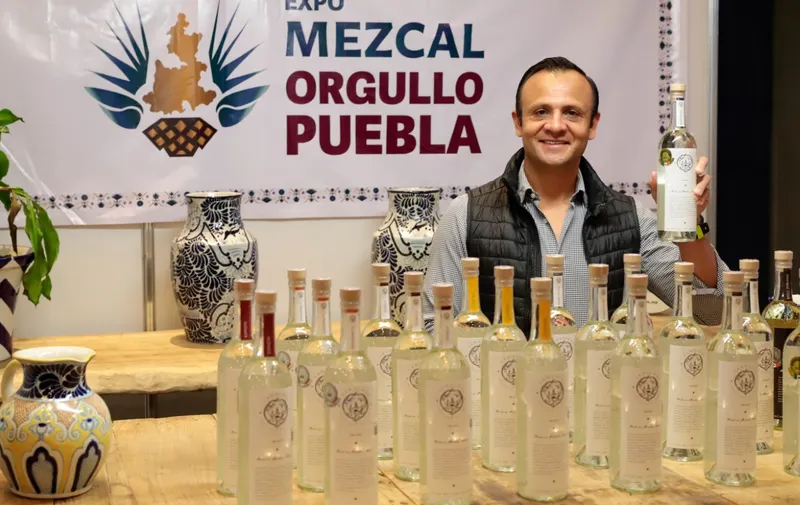 'Expo Mezcal Orgullo Puebla'