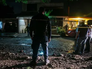 Normalistas liberan al director de Seguridad Pública de Chilchota