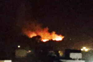 Reportan intenso fuego en Cerro Zapotecas