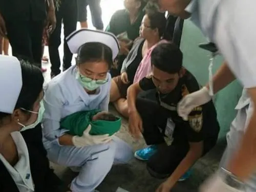 Mujer lanza a su bebé recién nacido desde un quinto piso y sobrevive