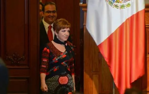 Detienen a Gina Domínguez, ex vocera de Javier Duarte
