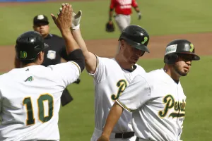 Pericos, con un pie fuera de Puebla