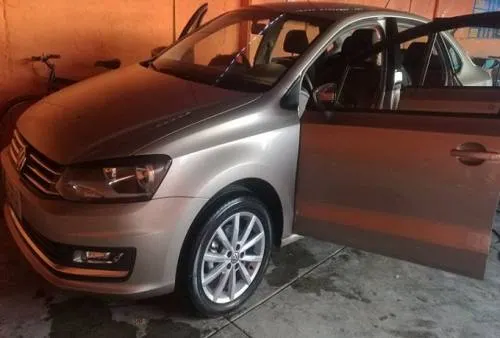 Roban automóvil de un autolavado en la colonia Francisco Villa