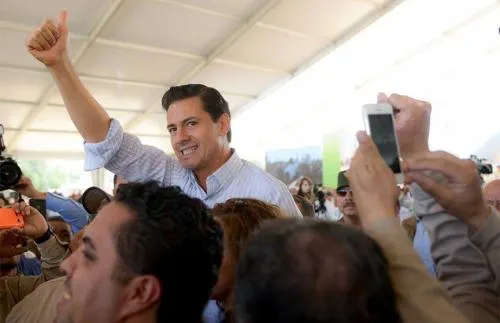 Peña anuncia hallazgo de mayor yacimiento terrestre en 15 años