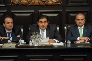 Incoherentes cambios en gabinete: Oposición
