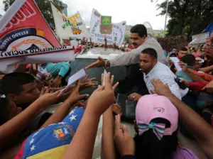 Capriles propone revocatorio a Maduro en próxima reunión