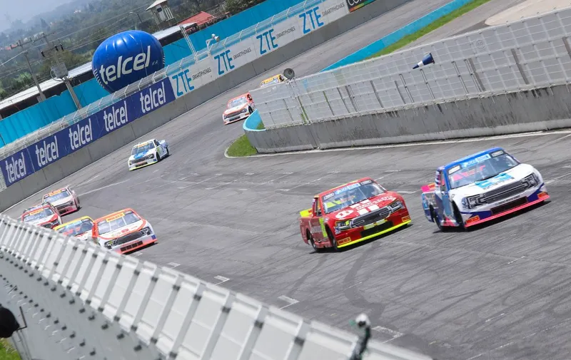 sergio-salomon-cespedes-nascar-mexico-series