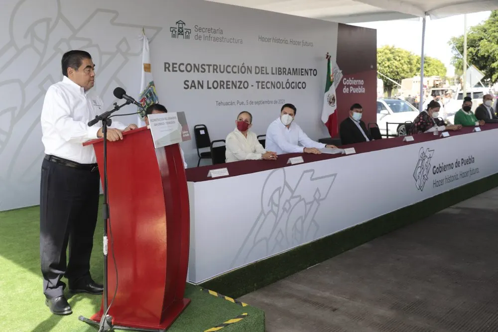 Acabamos con las obras suntuosas y el pensamiento de ocupar cargos para robar: MBH