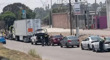 Asegura Guardia Nacional cargamento robado y vehículo para trasiego en Xoxtla