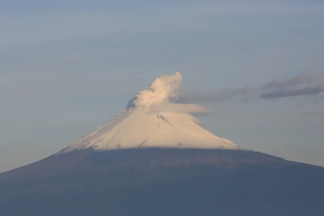 Muere alpinista en la cima del Popocatépetl, otros tres resultaron lesionados