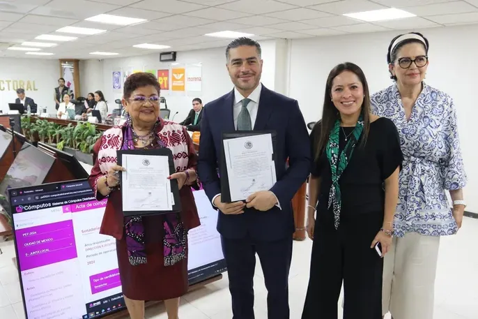 Con más de 3 millones de votos, Omar García Harfuch recibe constancia de mayoría como senador electo por la CDMX