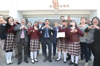Estudiantes del CENHCH donan ropa al SEDIF para beneficiar a casas hogar
