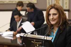 Diputada del Panal sufre accidente en la Puebla-Tlaxcala