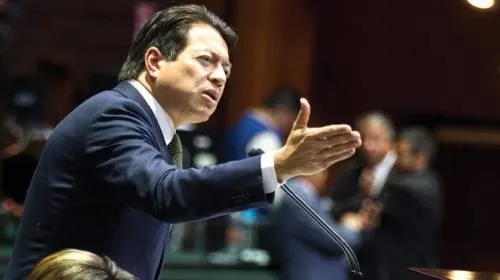 Diputados congelan reforma educativa; sin fecha para discusión en el Pleno