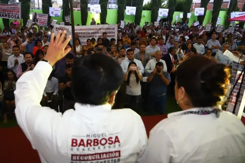 Proteger y reactivar a los microempresarios, ofrece Barbosa