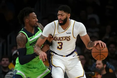 Anthony Davis encaja 50 puntos y Lakers sigue triunfante en la NBA