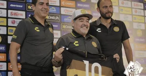 Vine a dejarle mi corazón a Dorados: Maradona