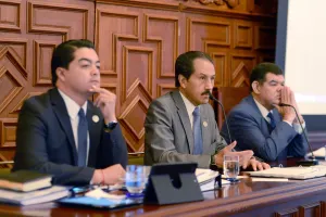 Rector Esparza exhorta a realizar elecciones BUAP en un clima de respeto