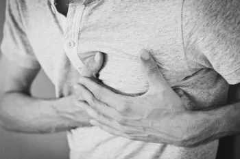 De un infarto muere hombre afuera del Sport City de Plaza Palmas