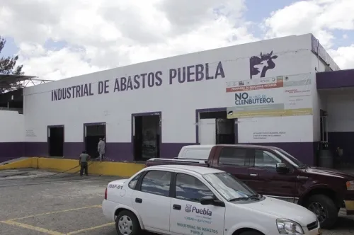 Destituyen a Raúl Corona del Rastro Municipal; llegará Marco Márquez