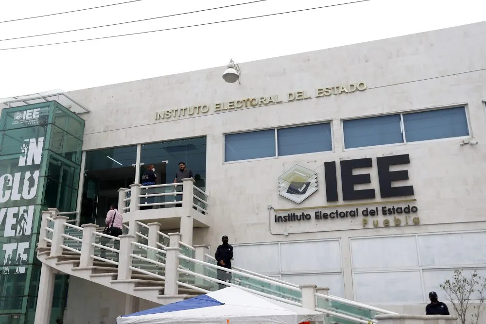 Aprueba IEE verificación de las medidas de seguridad en boletas