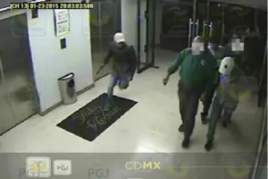 Autoridades dan a conocer nuevo video del robo a joyería de Santa Fe