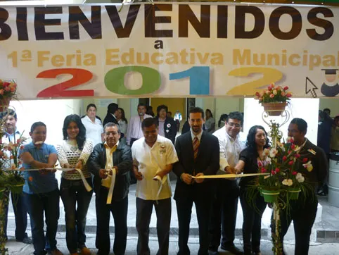 Celebra Tepexi la Primera Feria Educativa Municipal