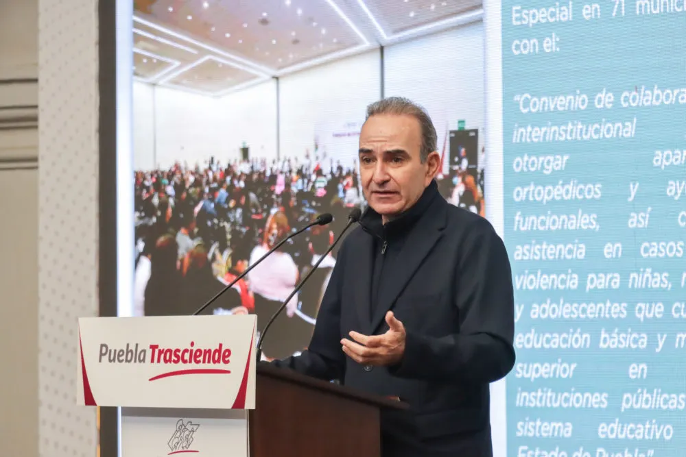 SEP Puebla detecta 87 "aviadores" y refuerza transparencia en asignación de plazas