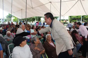 Se construye en Puebla la mayor cantidad de estufas ahorradoras de leña