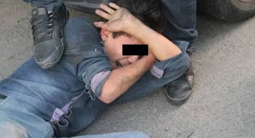 Un sujeto es golpeado y rociado con gas pimienta en Plaza Loreto tras robar un celular