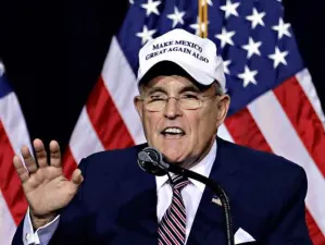 Confirma Giuliani, Peña Nieto le dijo a Trump que México no pagaría por muro