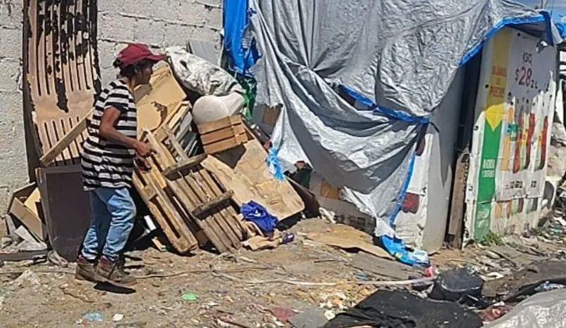 Localizan cadáver en zona de contenedores de San Aparicio; se presume muerte natural