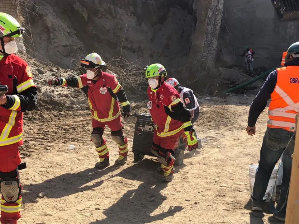 Concluye rescate de víctimas tras derrumbe en Texmelucan