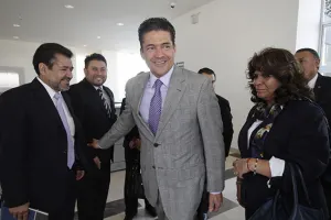 Regresan a clases más de 2 millones de estudiantes poblanos