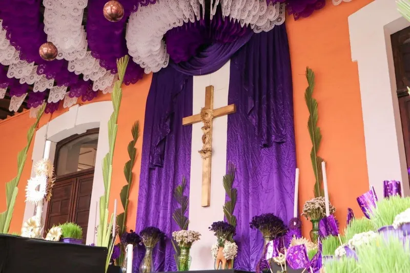 Inauguran Altar de Dolores en Casa de la Cultura con casi 50 años de tradición