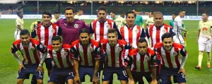 Acusan a Chivas de incumplir contrato de publicidad