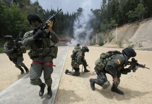 Colombia se une a México con grupo de élite contra “El Chapo”