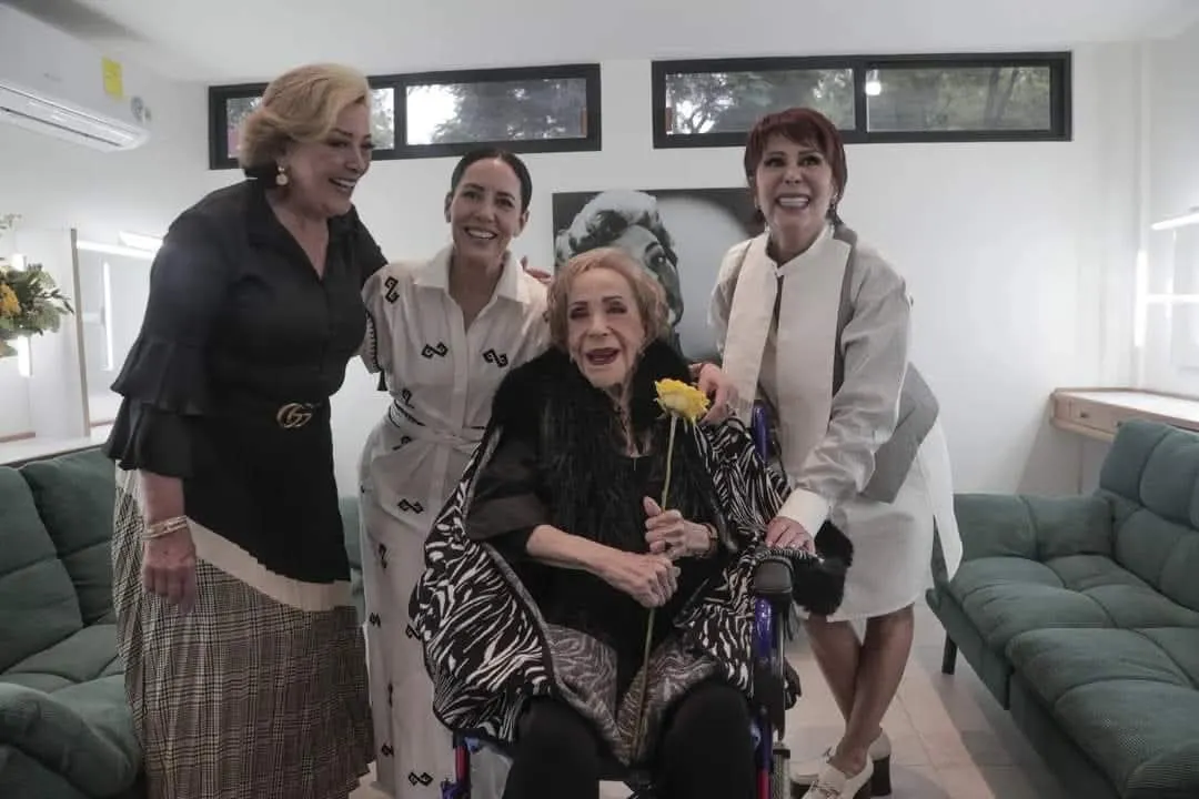 Herencia de Silvia Pinal desata disputa familiar: joyas, arte y tensiones entre herederos