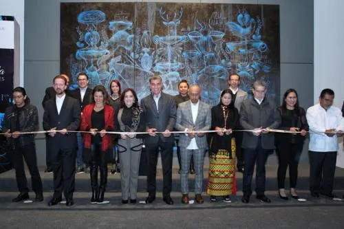 Tony Gali inaugura la exposición magos y magia de Puebla