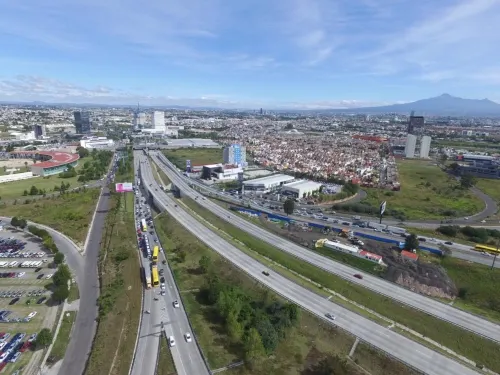 Por adeudos se extendió concesión a Pinfra de la autopista Atlixcáyotl: CCP