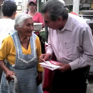 Prioriza Quiroz contacto humano